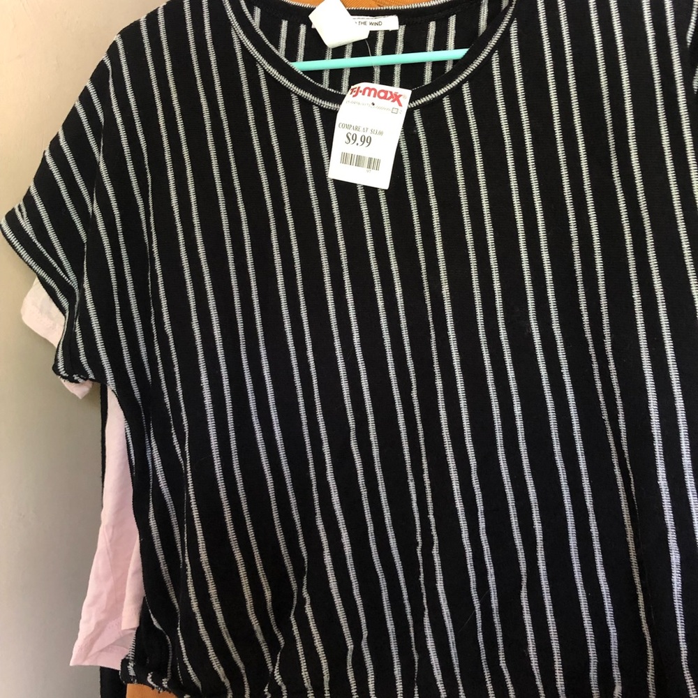 striped short shirt with elastic bottom